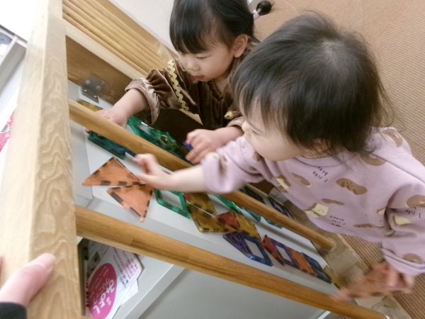 一緒に磁石をぺったんこ♡♡