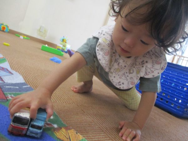 トラックを二台もち!!同時に走らせるよ(^^)/