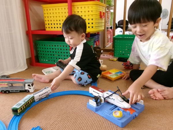 お友だちと一緒にガタンゴトン☆一緒だと楽しさ倍増だね!!