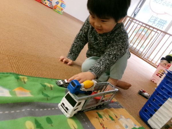 キャリアカーで遊んだよ(^^)/レッツゴー☆彡