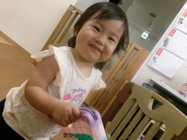 プッシュポップがお気に入り♡今日も持ってお出かけ(^^)/