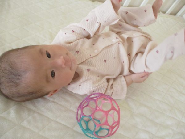 あんよをあげて、1.2.1.2...(#^^#)かわいいお顔♡