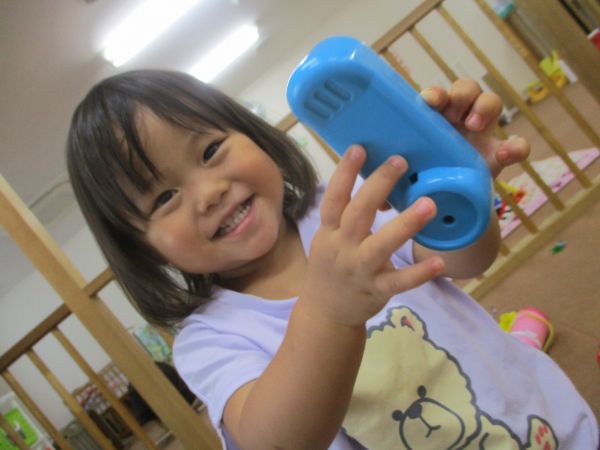 電話のおもちゃ見-つけた(^^♪誰に電話しよっかな♡