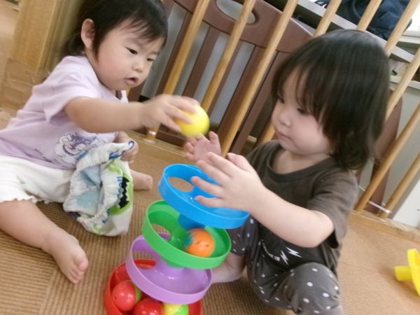 コロコロ転がすよ♡一緒にワイワイ(#^^#)