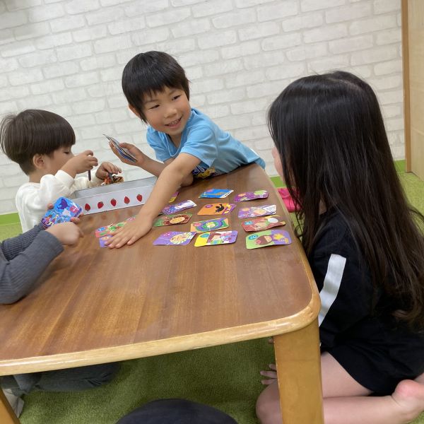 かるた遊び楽しいね✨