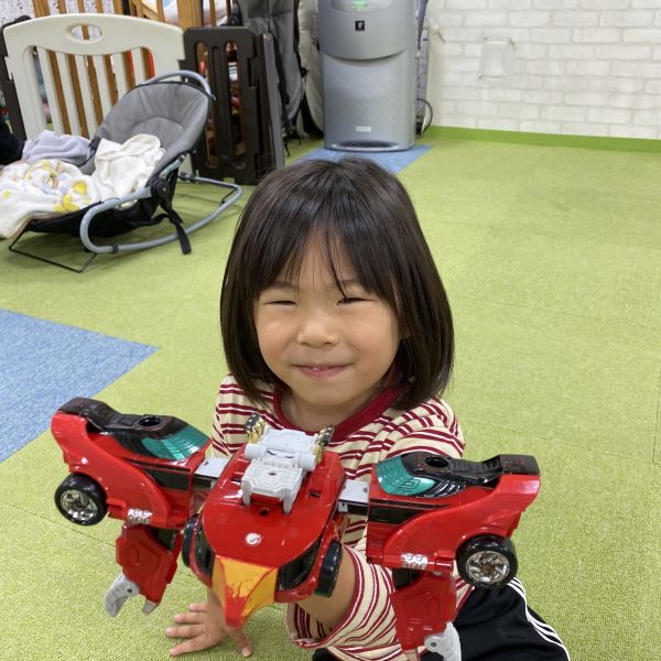 カッコイイロボット、みーつけた😆😆