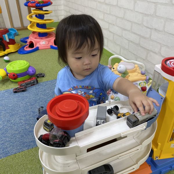 ミニカー、ぶーん🚗💨