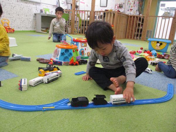 プラレール走るよ🚄走る🚆