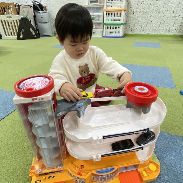 ミニカー、ぶーん🚗💨