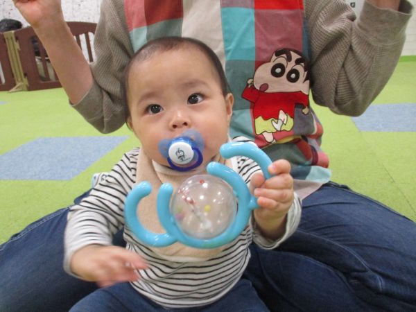 からから~🎵音が鳴って楽しいね~😍✨