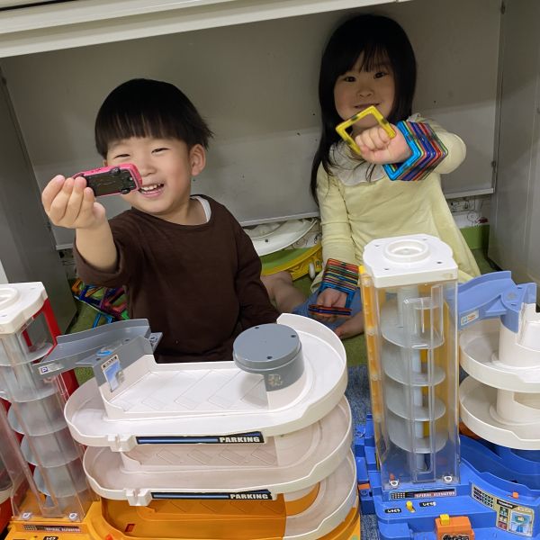 仲良く秘密基地づくり(⋆ᴗ͈ˬᴗ͈)”⸜(*˙꒳˙*)⸝