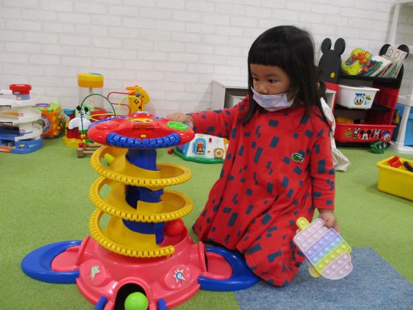 ボールタワーでボールころころ~😃