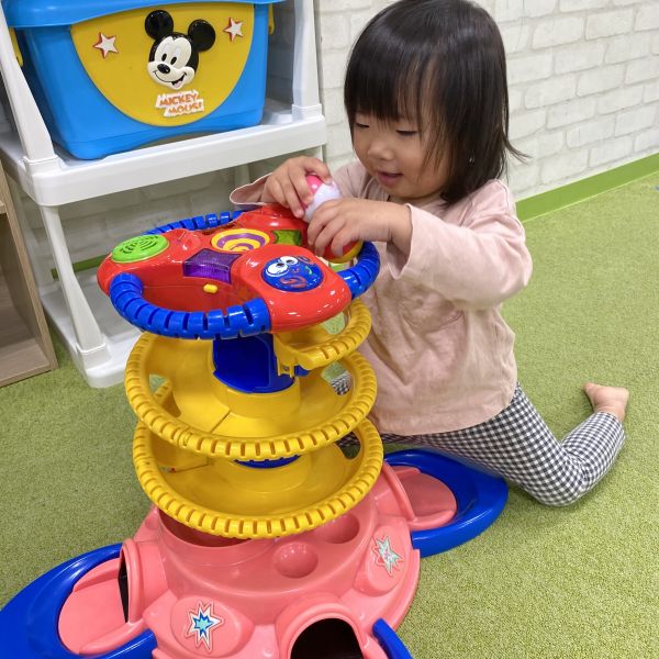 ボールコロコロ楽しいね😆