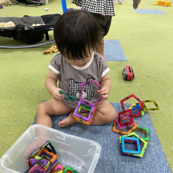 マグネットブロック楽しいね😊