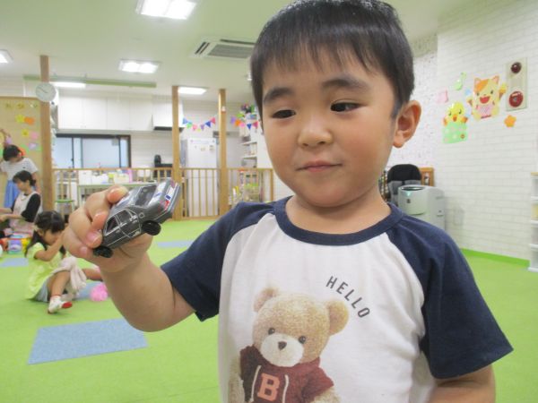 ミニカー、ぶーん🚗💨