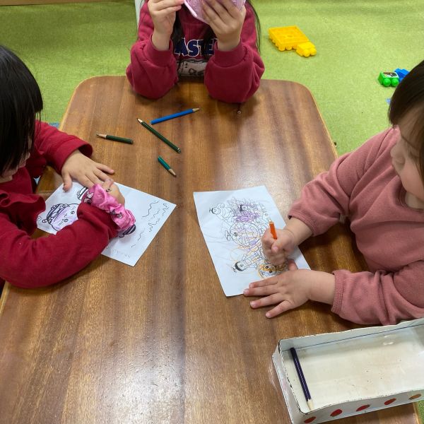 ぬり絵だいすき💖