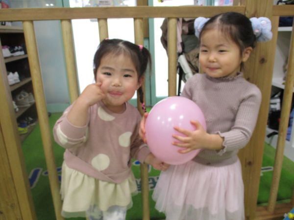 風船で楽しぃ💕