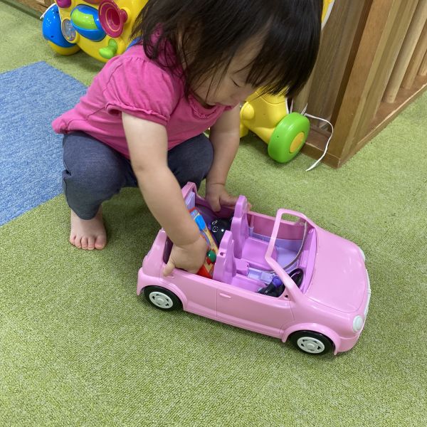 車に荷物を乗せて出発🚙