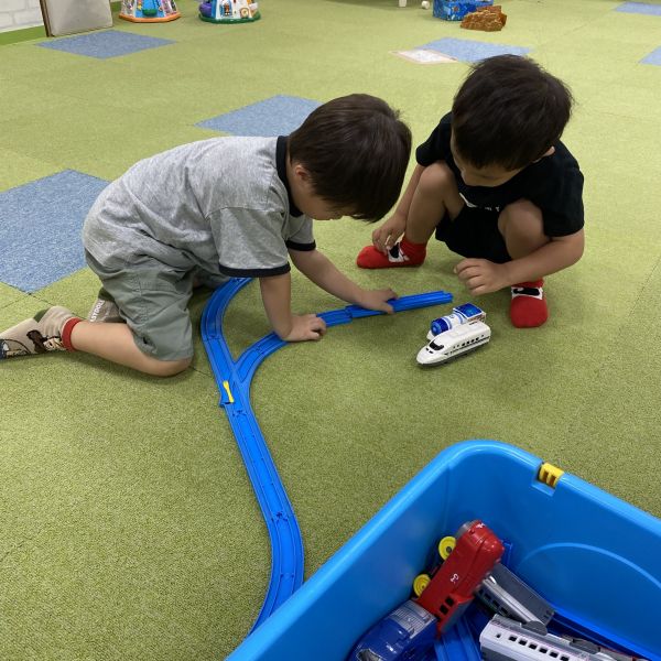 いっしょに仲良く繋ぎま~す🚃😊