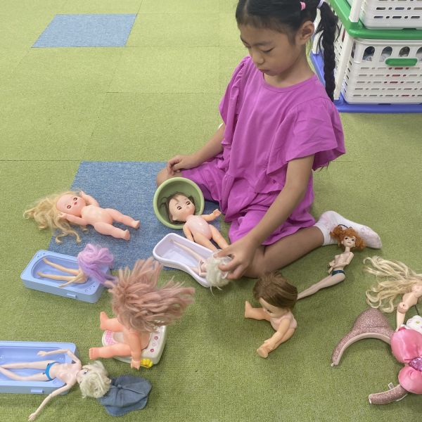 メルちゃん・リカちゃんのお世話中です🛁