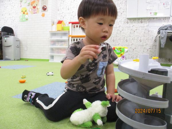 ミニカー、ぶーん🚗💨