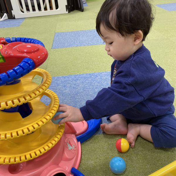 ボールタワーでコロコロ~🧸✨