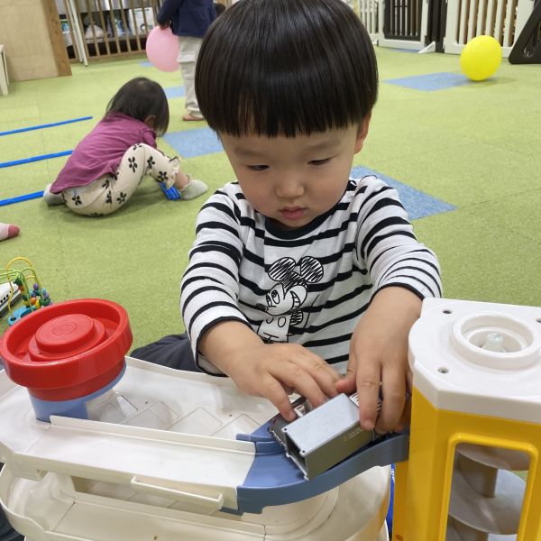 ミニカー、ぶーん🚗💨