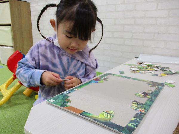 パズルに悪戦苦闘👀集中‼