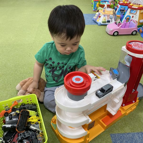 ミニカー、ぶーん🚗💨