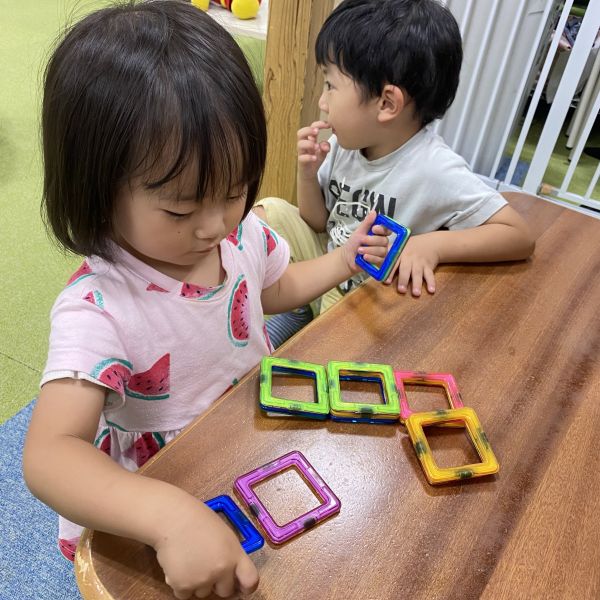 ペタペタ楽しいね~✨