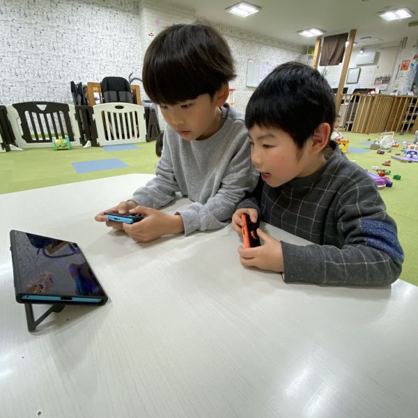 仲良くゲーム対戦🎮