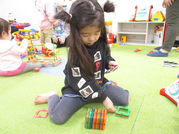 磁石の玩具で何ができるかな❓