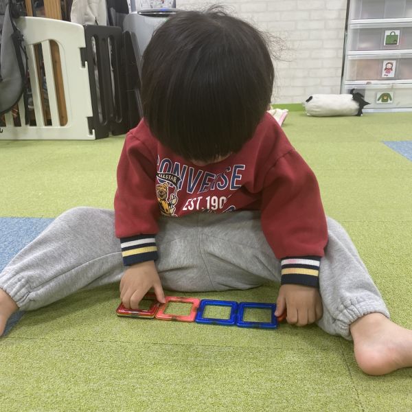 マグネットブロックに夢中🔲