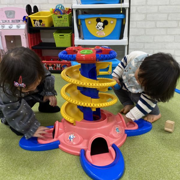 ボールはどこから出てくるかな~❔🥎💖