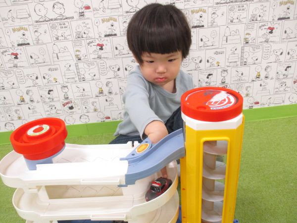 立体駐車場🚙パトカーが走ります🚔