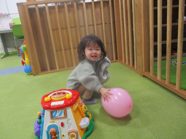 風船まてまて~😆🎈