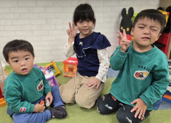 なかよし3きょうだい😊